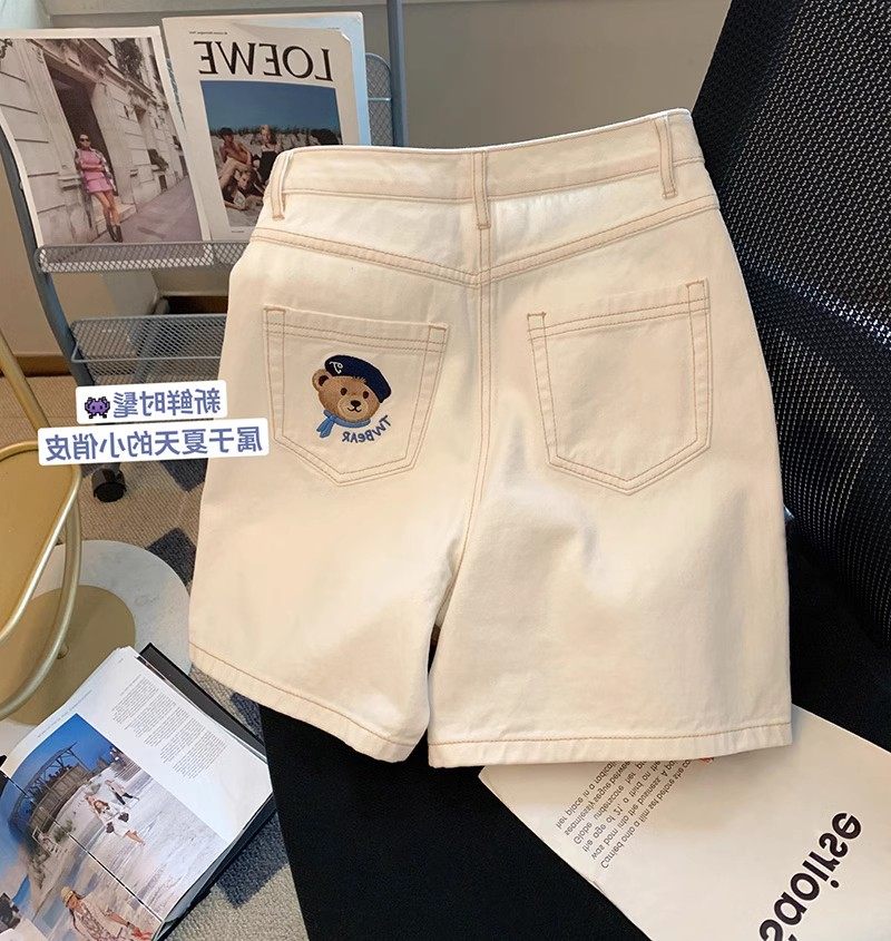 小熊刺绣白色牛仔短裤女2026年夏季新款韩版百搭高腰阔腿直筒裤子