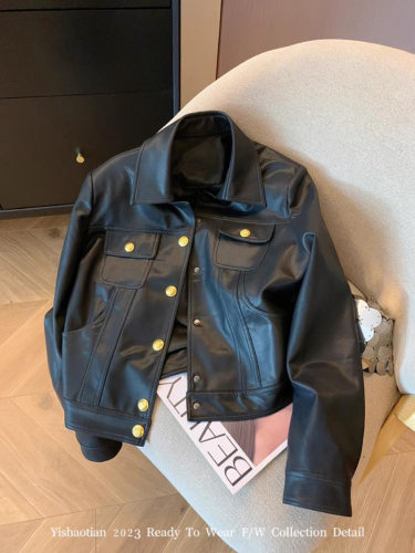 黑色金扣翻领PU皮衣外套