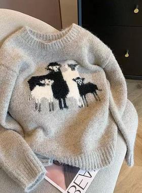 品牌灰色小羊刺绣圆领软糯毛衣女秋设计感慵懒宽松洋气套头针织衫