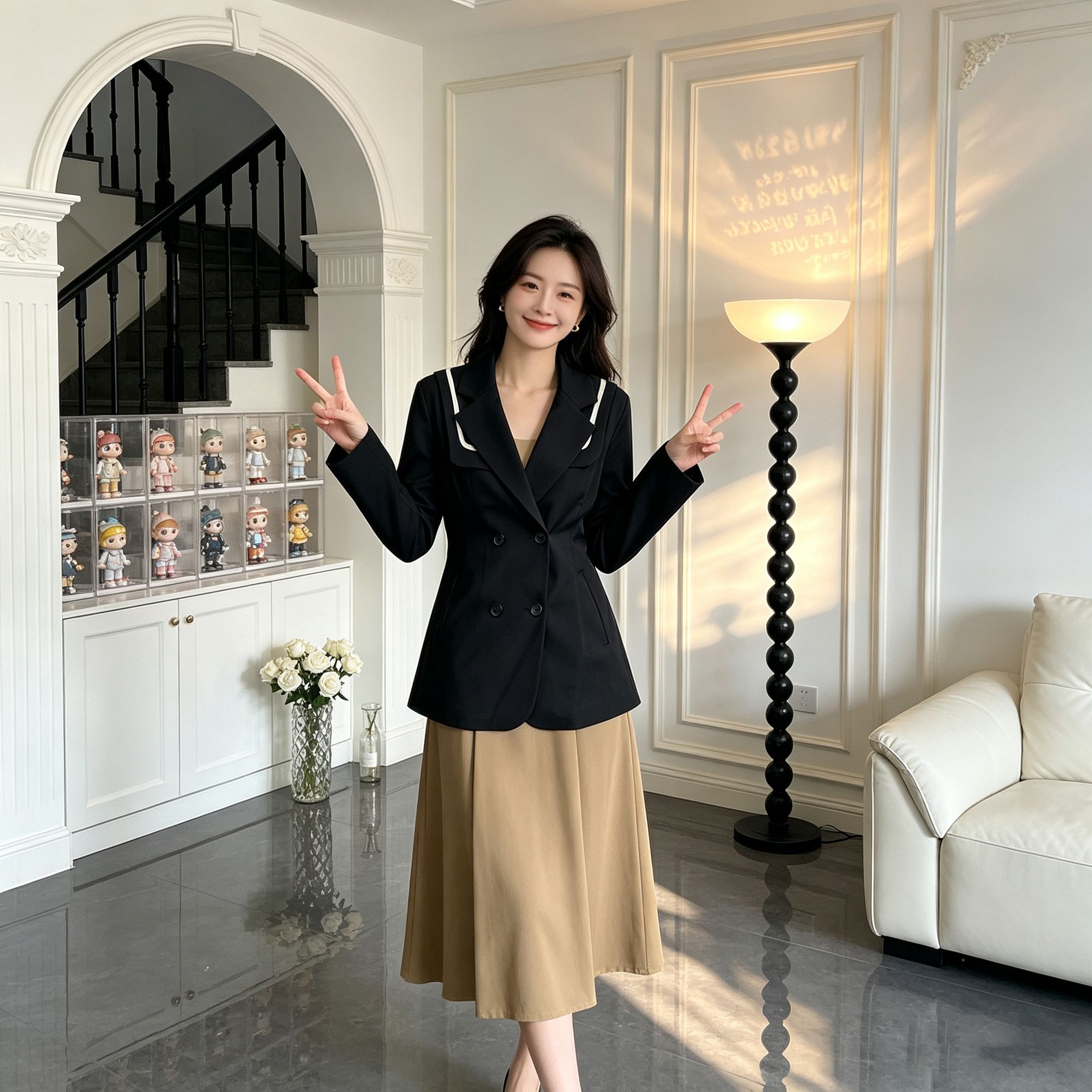 秋款通勤风修身西服女撞色海军领双排扣设计感黑色收腰西装外套女