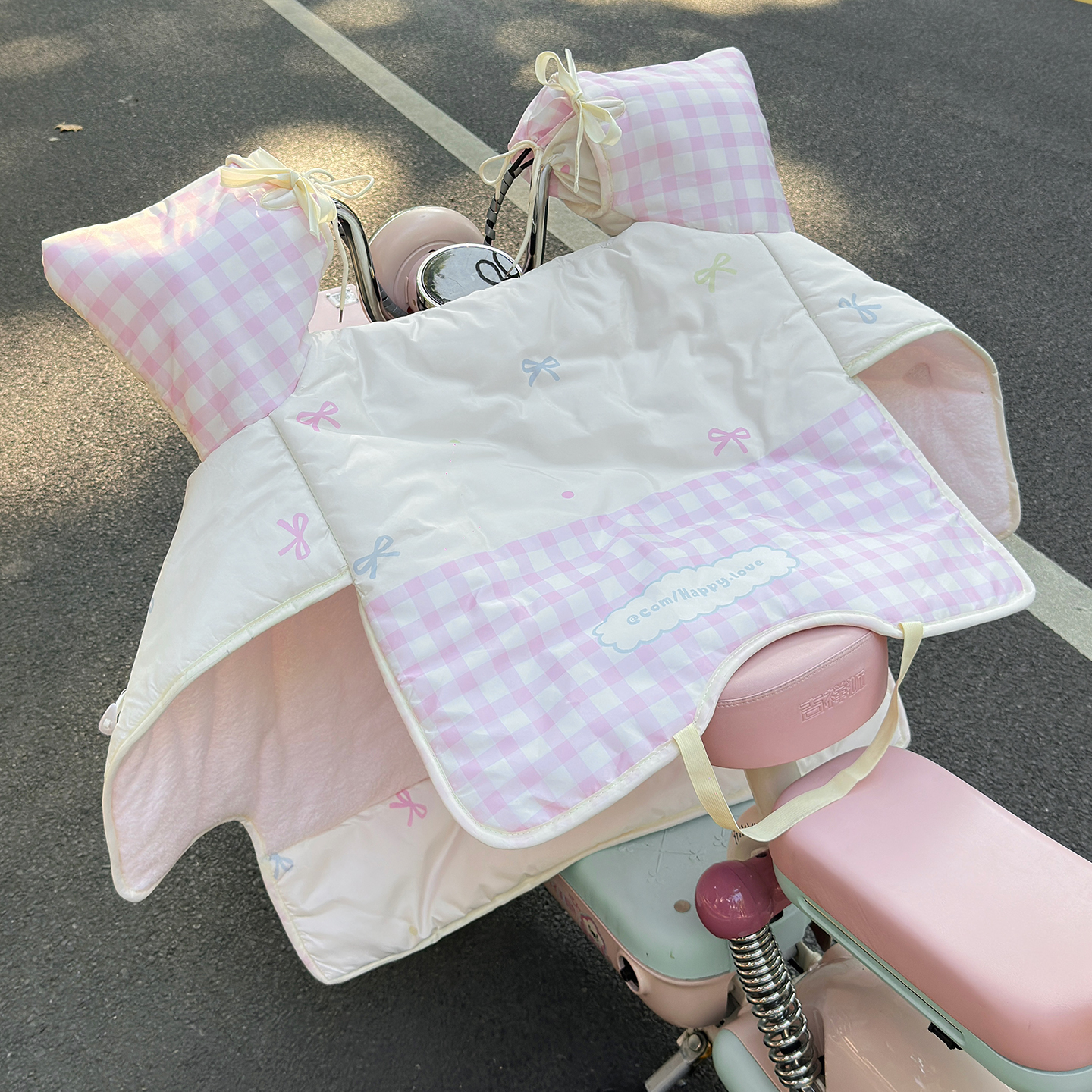 粉粉少女心冬季电动车挡风被