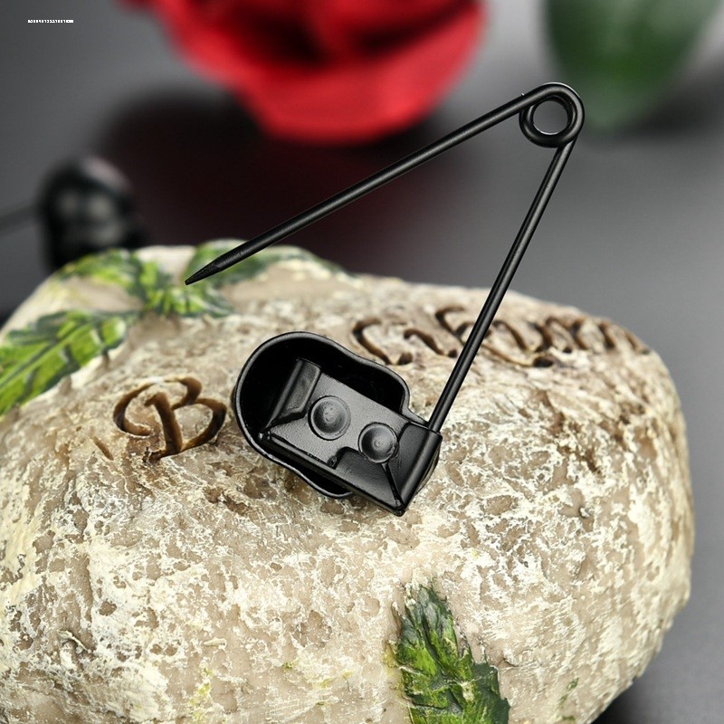 复古个性风金属立体骷髅头胸针男士西服衬衫朋克风小别针领针配饰