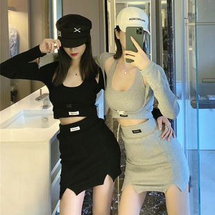 秋季 今年流行漂亮辣妹穿搭一整套外套挂脖背心包臀裙性感套装 女装