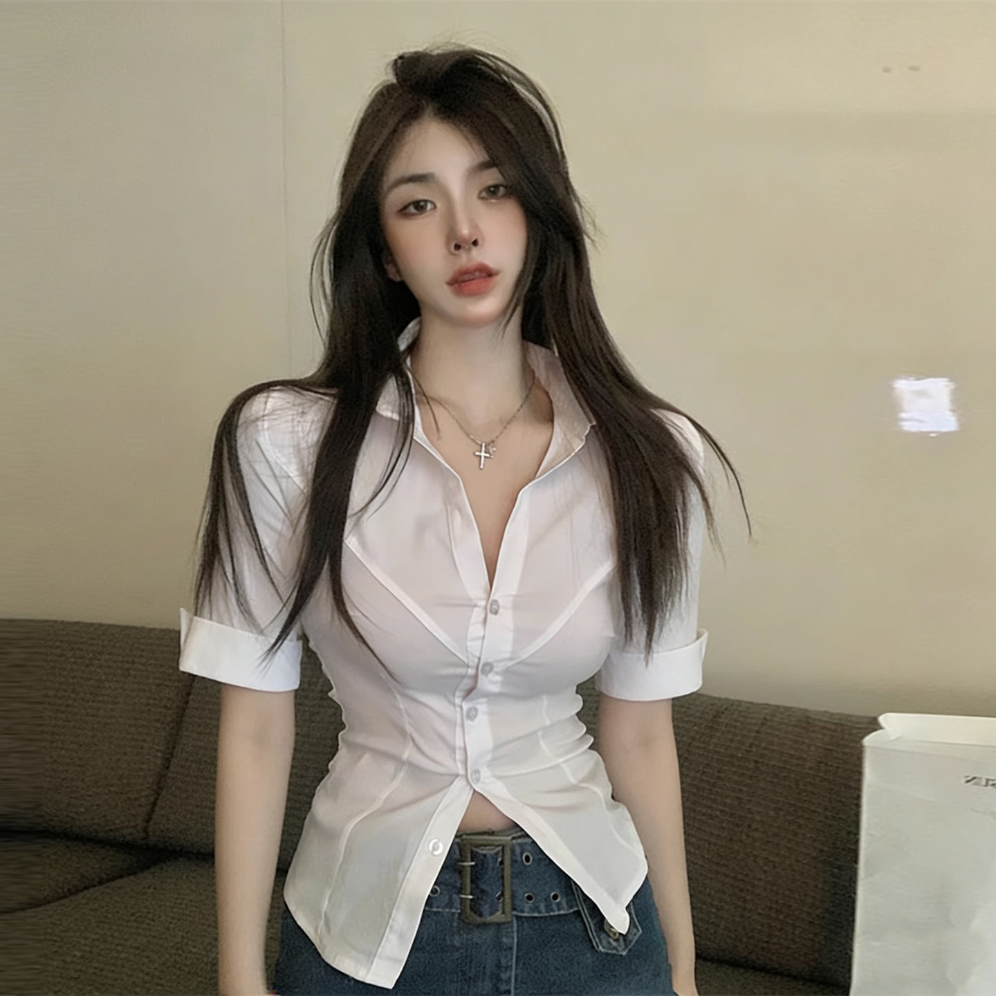制服白衬衫女辣妹收腰ol套装紧身高级感短袖性感上衣职业衬衣夏季