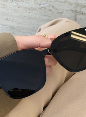 2025新款米钉墨镜男韩版潮流偏光太阳镜女士蹦迪眼镜黑色拍照打卡