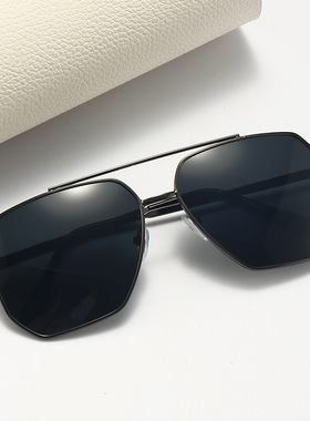 时尚男士潮流太阳镜经典双梁方型墨镜休闲驾驶开车垂钓复古蛤蟆镜