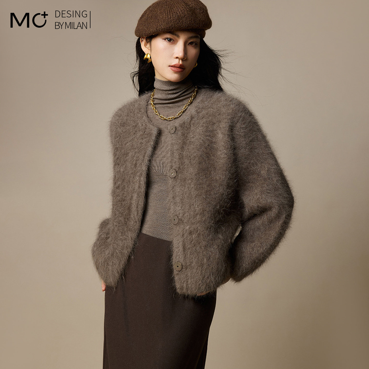 轻奢贵妇猛犸绒圆领毛衣外套