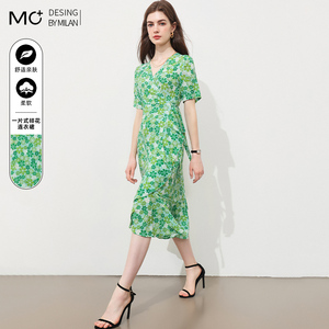 MO＋/沫加夏季新款V领蝴蝶结系带印花一片式鱼尾裙雪纺碎花连衣裙