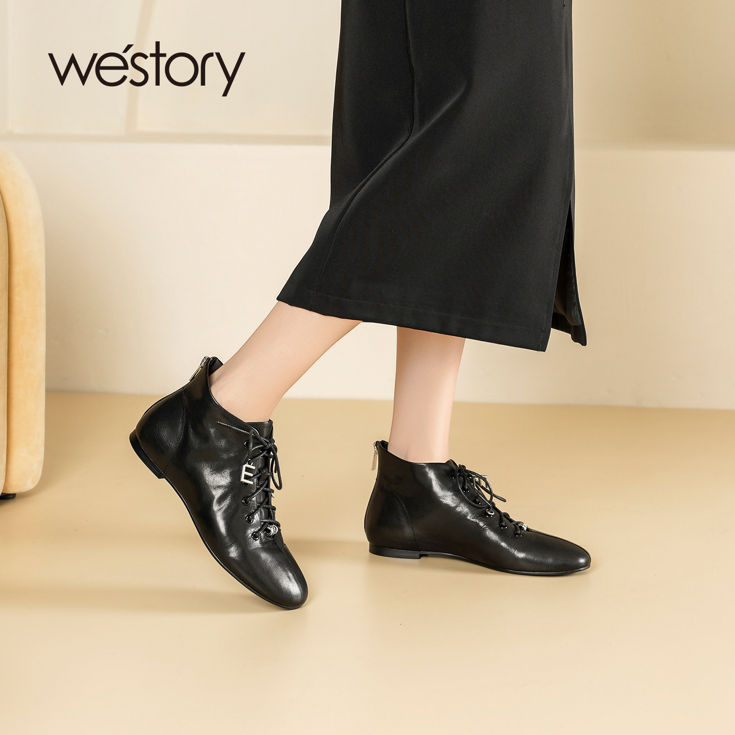 westory2025秋冬新款薄底平底法式尖头复古气质系带短靴踝靴羊皮