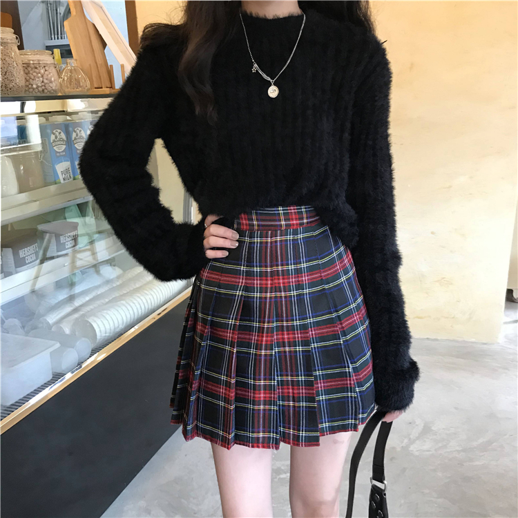 Two piece Hong Kong Style Vintage short skirt sweater skirt