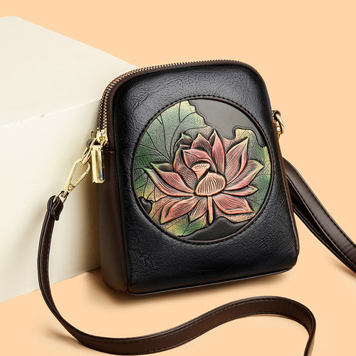 中老年人软皮单肩斜挎手拿包