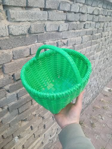 农村老式小鸡蛋篮塑钢带编织小提篮儿童玩具篮洗澡篮小采摘篮不大