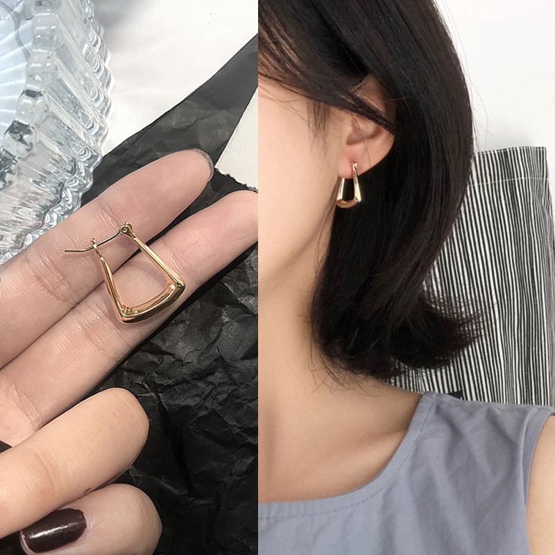 金色复古法式女气质耳环