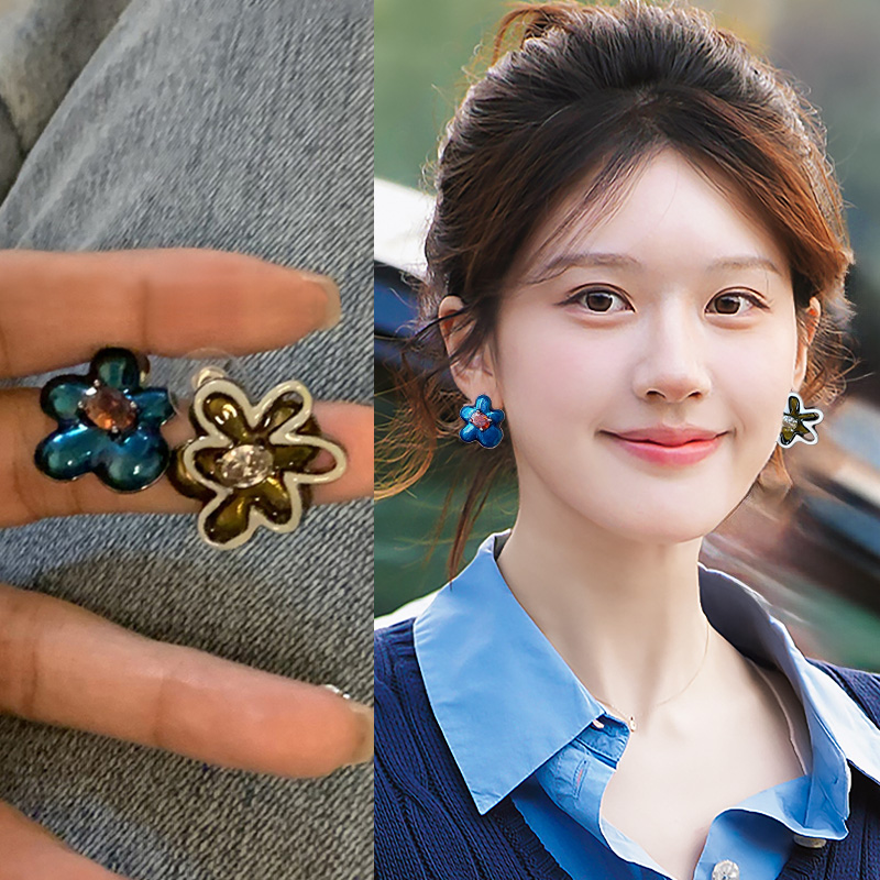 独特个性撞色花朵蚊香盘耳夹