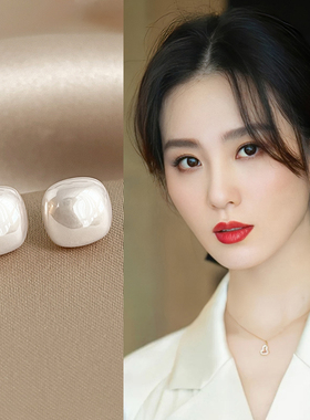 白色方形气质耳钉女小巧精致高级感简约百搭耳环2025新款爆款耳饰