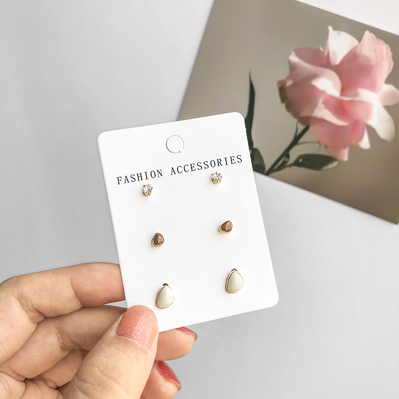 小巧精致三件套耳钉新款