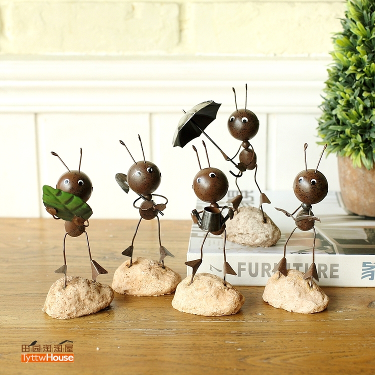 铁艺儿童房时尚风创意格子装饰品