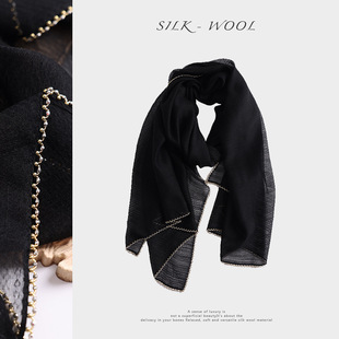 黑奢coco真丝羊毛珍珠围巾薄款秋冬季披肩长条丝巾新款女送礼时尚