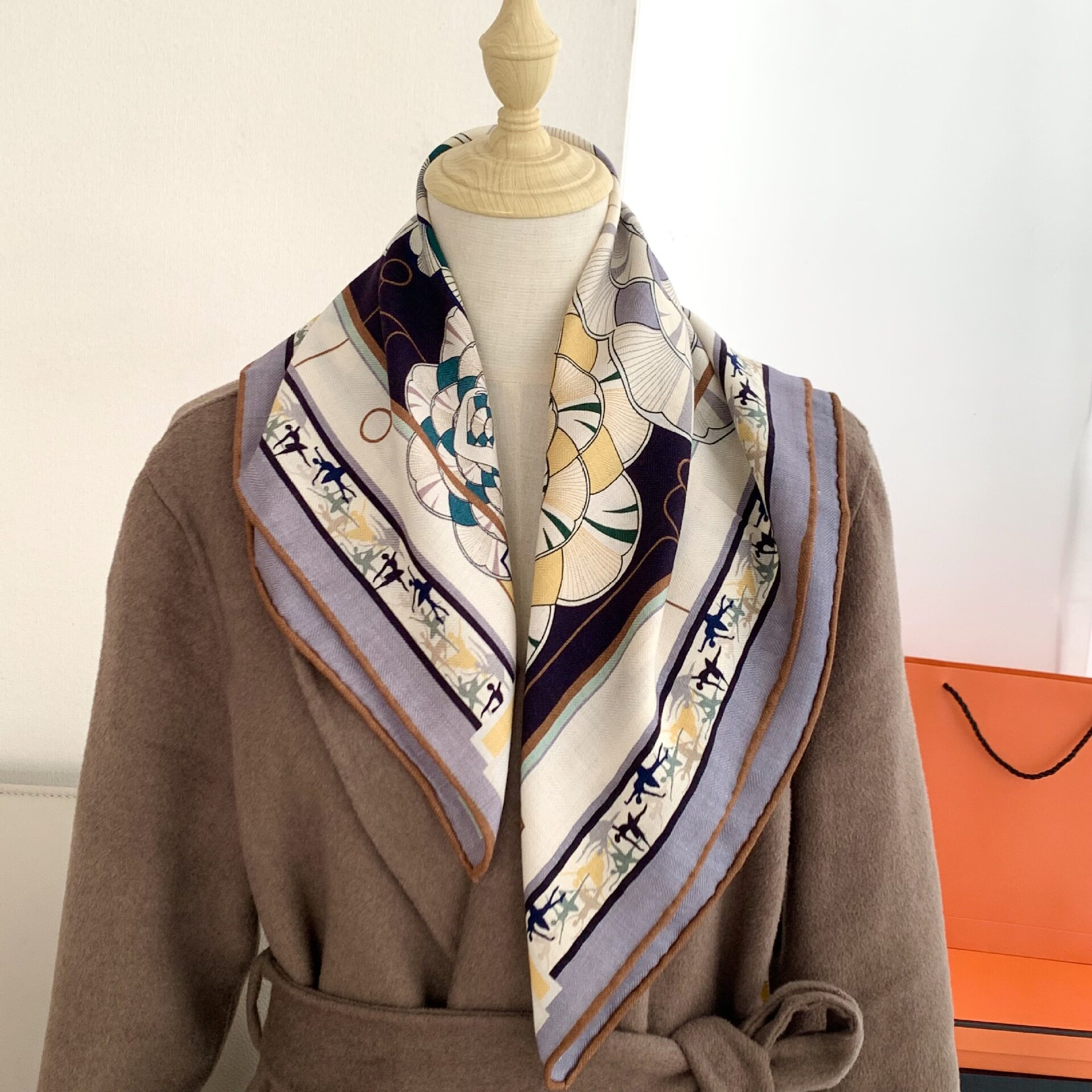 花群舞动 双面同色真丝丝毛围巾女气质百搭65方巾桑蚕丝羊毛围巾