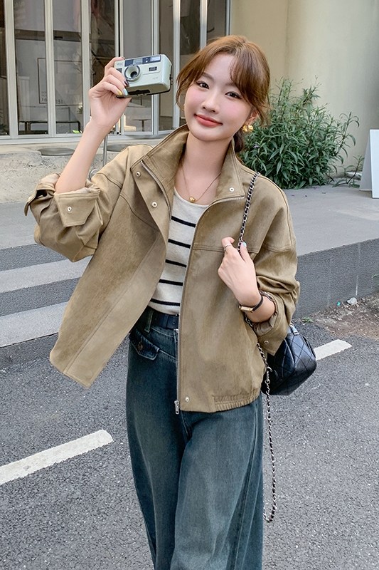 卡其色休闲翻领短外套女秋2025新款高级感穿搭小个子气质减龄夹克,女装短外套,维壹