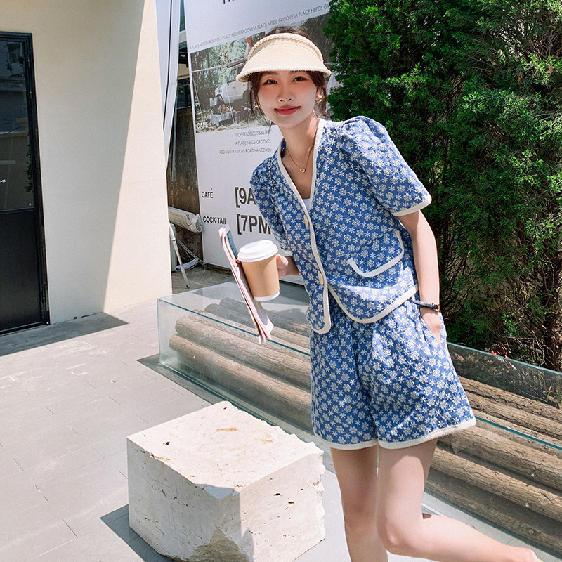 韩系小香风短裤套装女2025夏季新款设计感气质显瘦上衣名媛两件套,女装套装/套裙,维壹