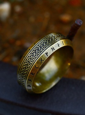 北欧复古风 维京字母凯尔特结钛钢指环 小众简约风格不锈钢戒指