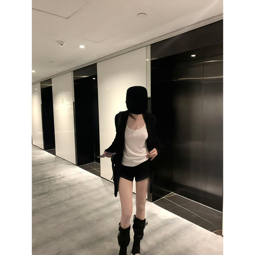 GYOKUU【长腿作弊器】黑色宽腰头复衬加厚低腰百搭短裤