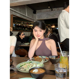 GYOKUU 烟灰紫单肩挂脖针织背心 2025ss