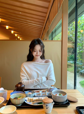 GYOKUU【惬意时光】2025aw 白色兔绒一字肩针织毛衣