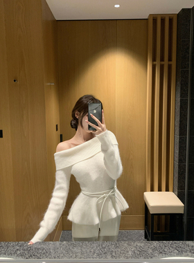 GYOKUU【小白兔】白色兔绒一字肩皮绳系带针织毛衣