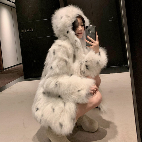 【5折】绝美山猫独家白色斑点手工染色狐狸毛连帽皮草外套女