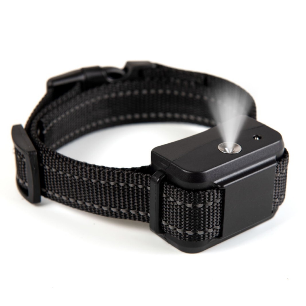 新款充电喷雾止吠器防狗叫l训练声控自动安全喷雾款宠物止吠器