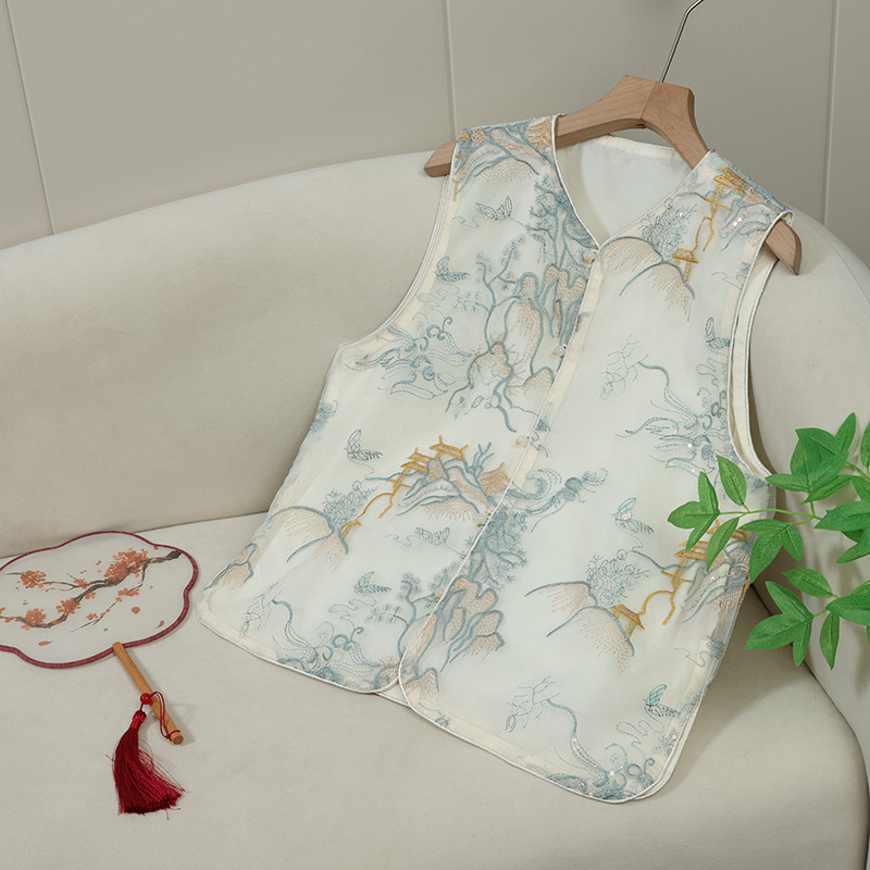 新中式国风马甲女2025年夏季轻薄款重工刺绣复古盘扣提花坎肩上衣