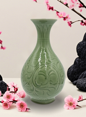 手工制作青釉刻花玉壶春瓶中式装饰摆件收藏客厅礼盒装