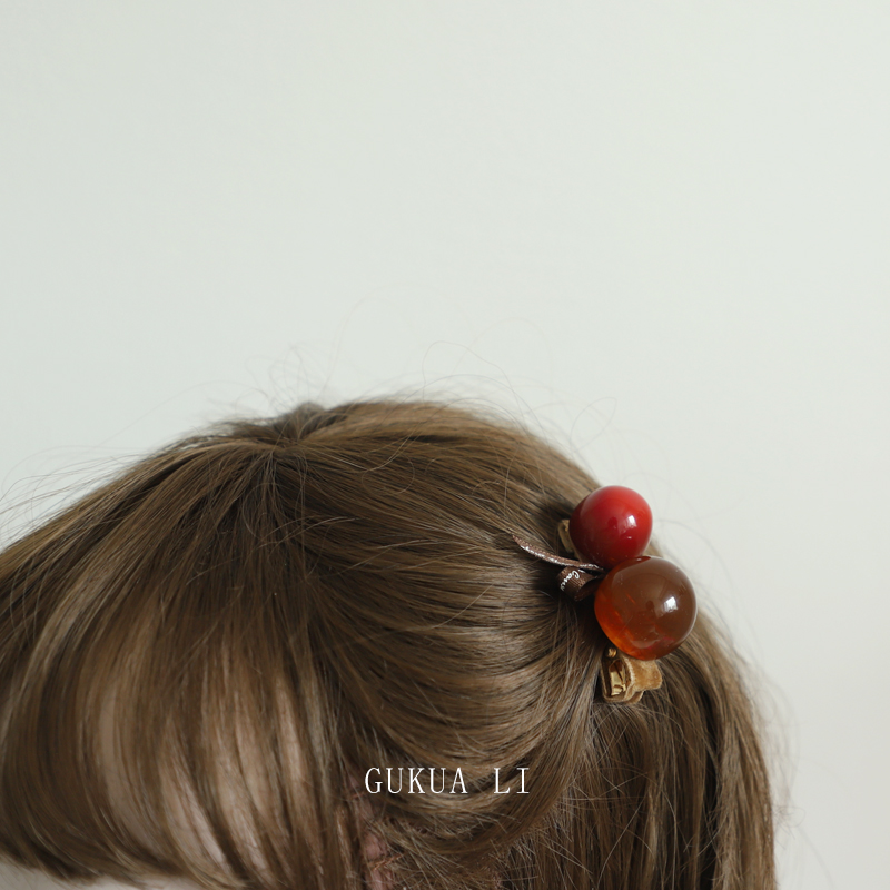 GUKUALI 夏季新款红色球球鸭嘴夹发简约百搭气质侧边夹发卡头饰