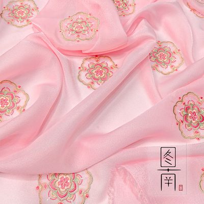 图南雪纺汉服中国风刺绣团花