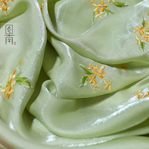 图南化纤汉服中国风刺绣印染