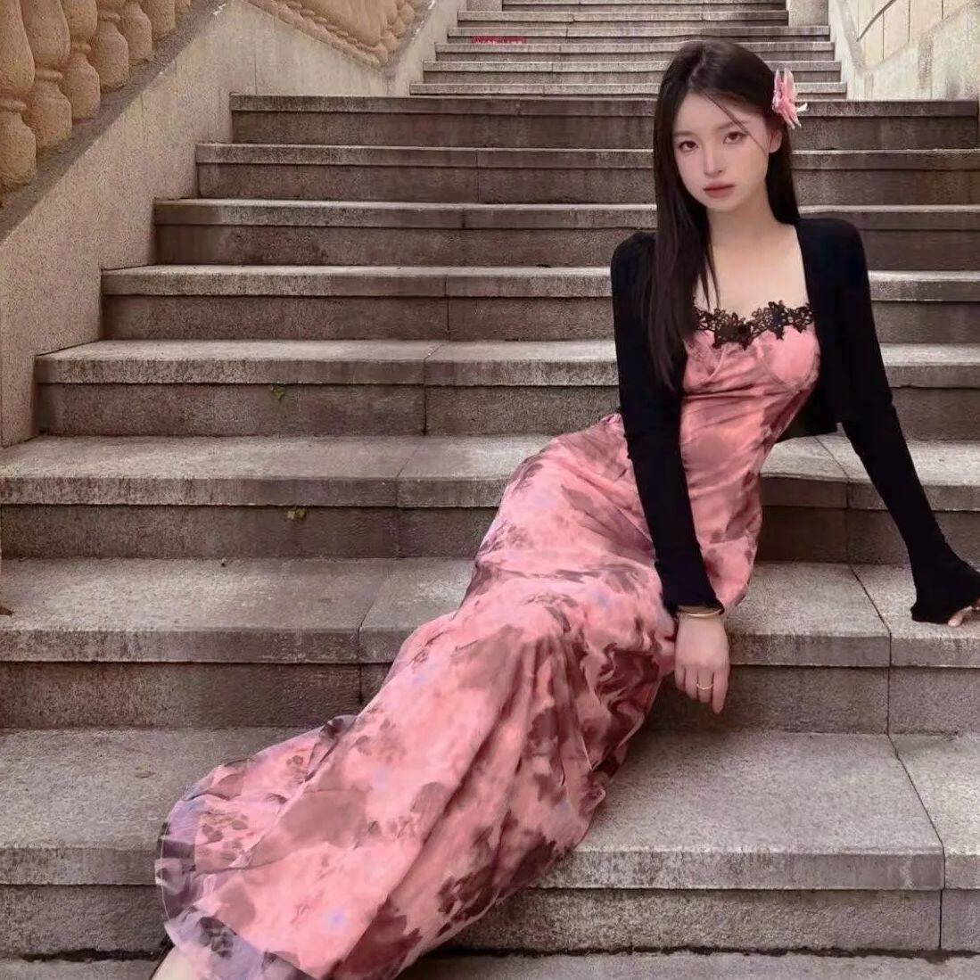 法式蕾丝拼接扎染吊带显瘦长裙
