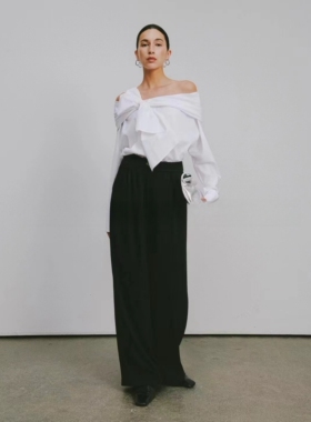 深圳南油设计师品牌一身26 years old套装