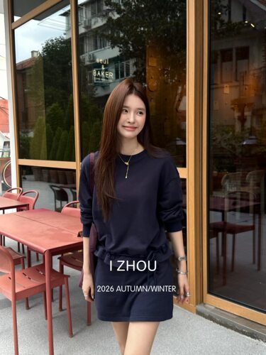 2026 I zhou早秋新款时尚百搭针织衫