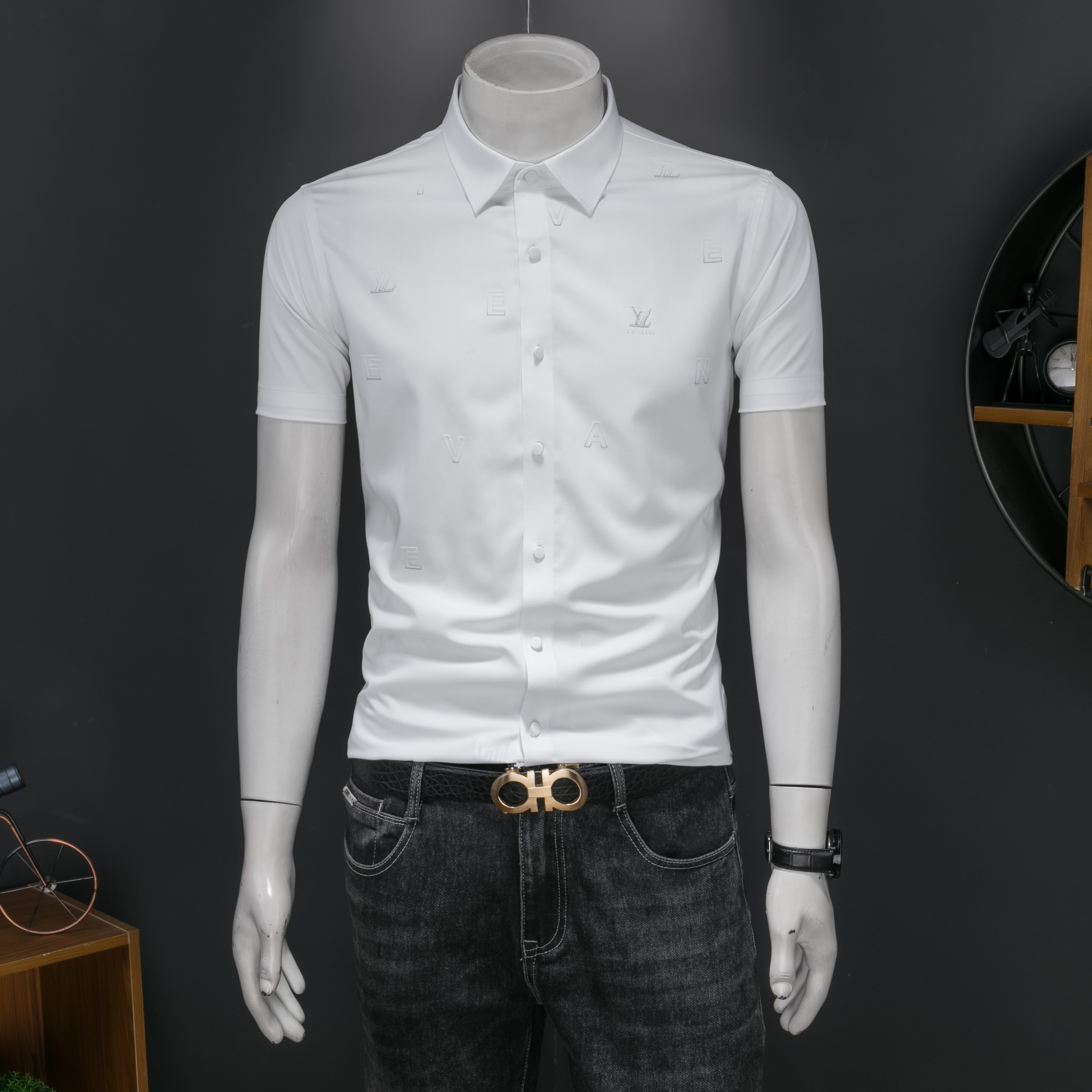 2026男潮流新款修身莫代尔暗花纹印花衬衣青年短袖衬衫H3355P120，男装T恤，电商D220