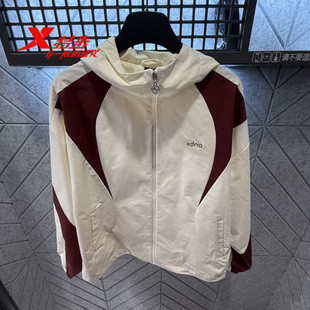 特步XDNA双层风衣女2026春季新款梭织连帽风衣薄外套974128150400