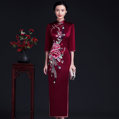 妈妈装绣花旗袍新款高档婚宴礼服