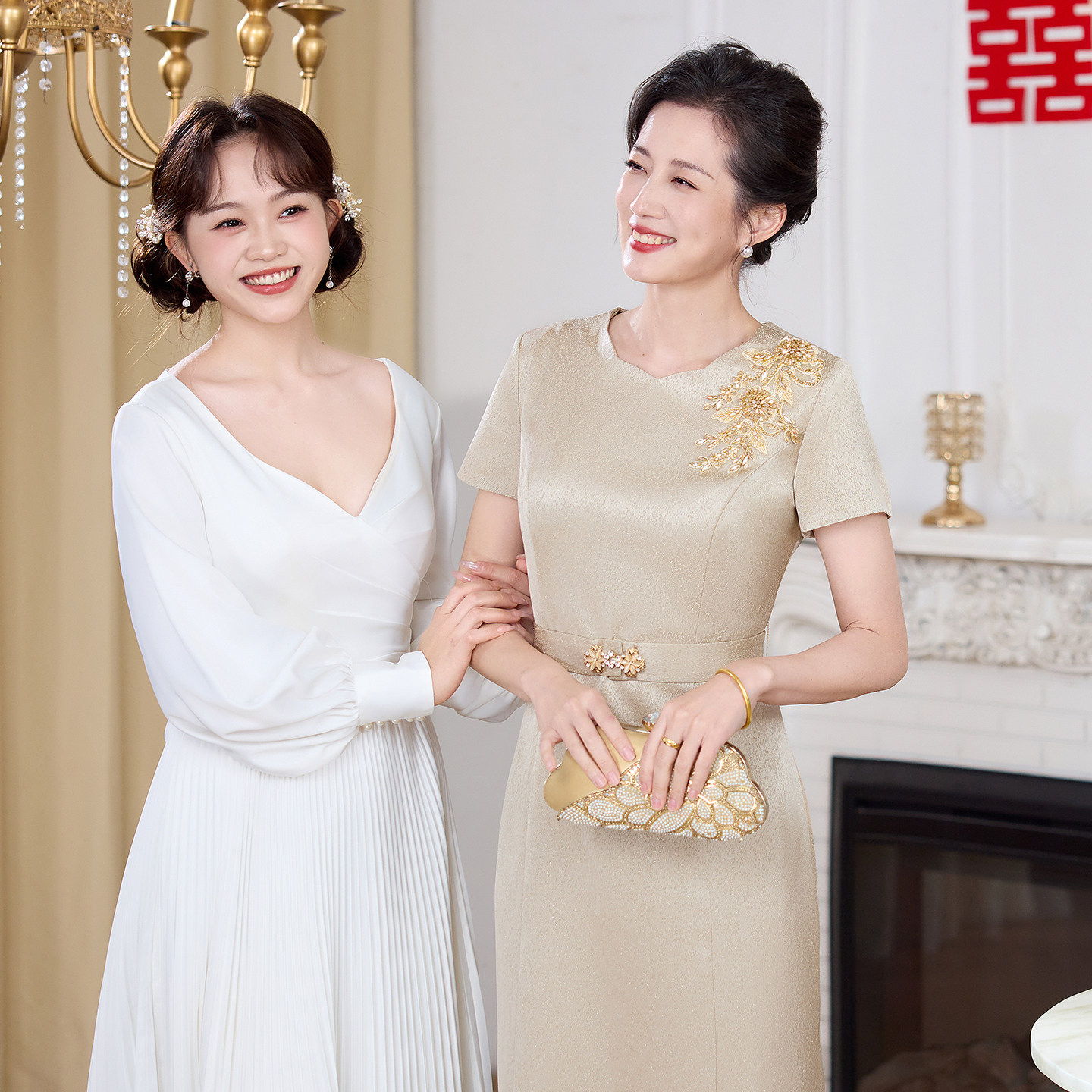 卡其色修身束腰气质喜妈妈连衣裙