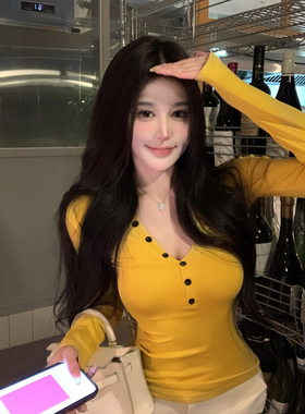 姜黄色辣妹v领长袖T恤女春季收腰修身内搭纯欲紧身显身材打底上衣