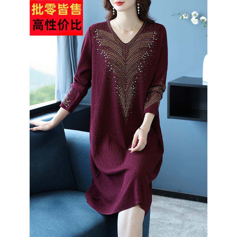 秋冬季高端妈妈装V领针织连衣裙宽松遮肚大码中长款羊绒毛衣200斤