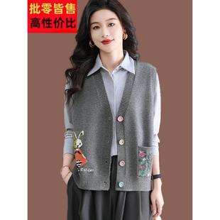 宽松背心与羊毛针织开衫 母亲风格 春秋季 灰色针织背心2025新款