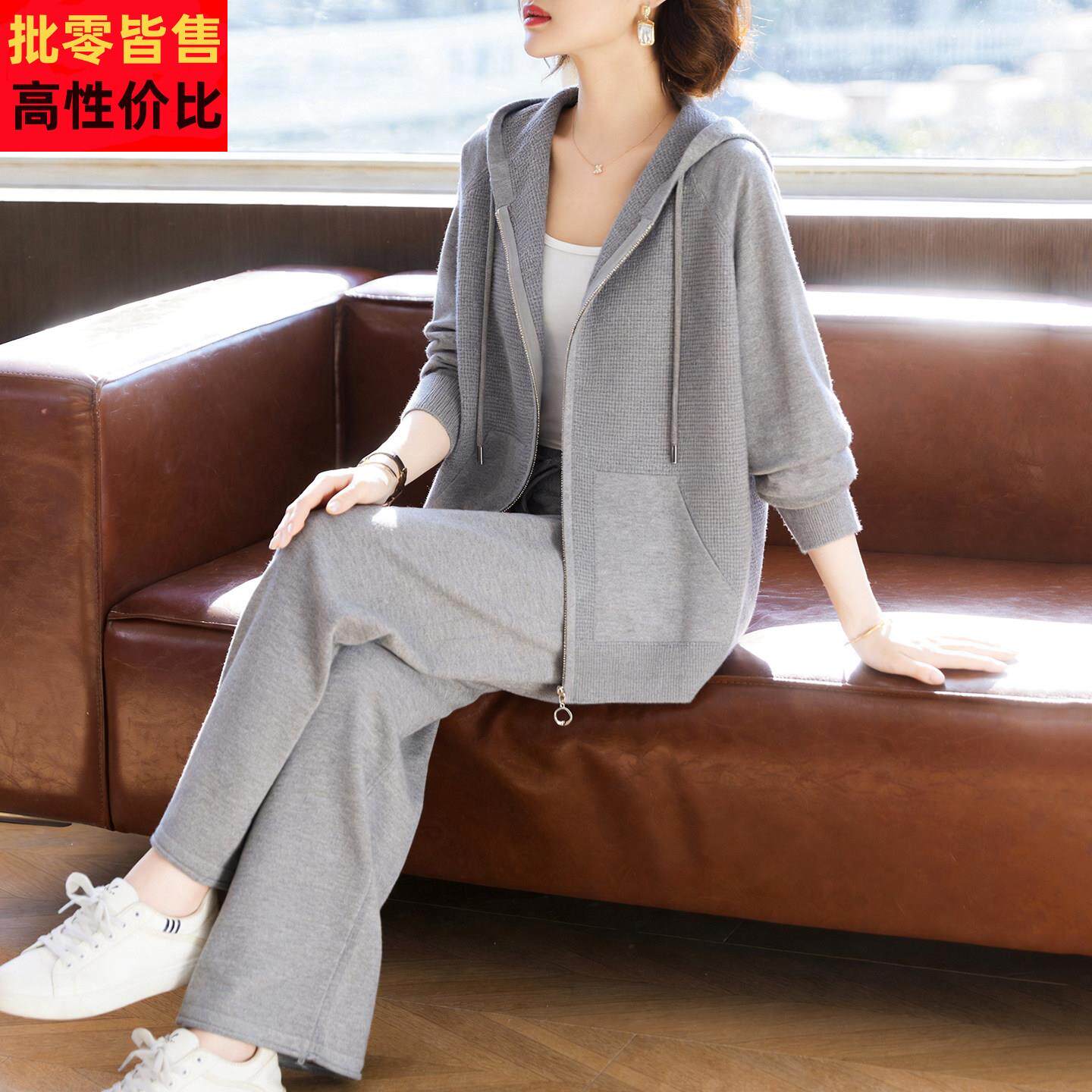 2026新款妈妈春装针织卫衣套装中老年女春秋时尚连帽运动服两件套
