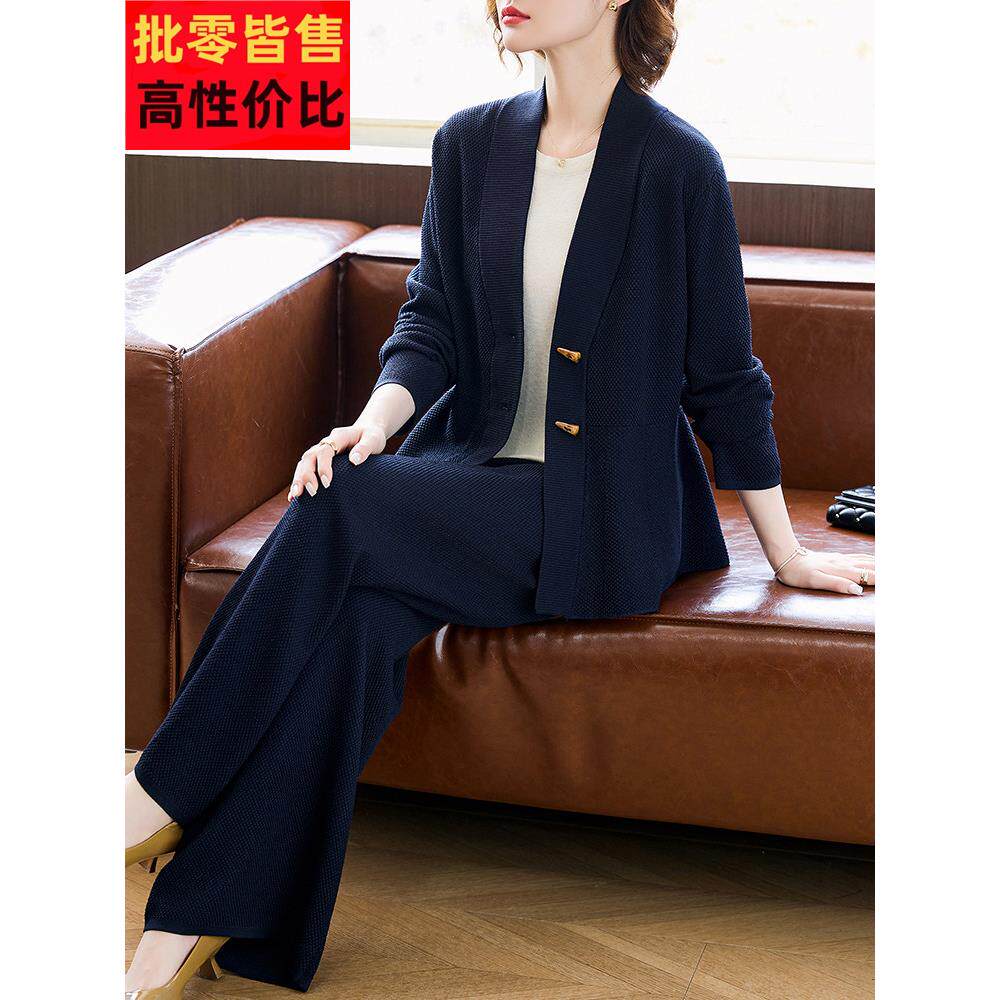 妈妈秋装2025新款运动服装套装中老年妇女春秋时尚针织开衫夹克