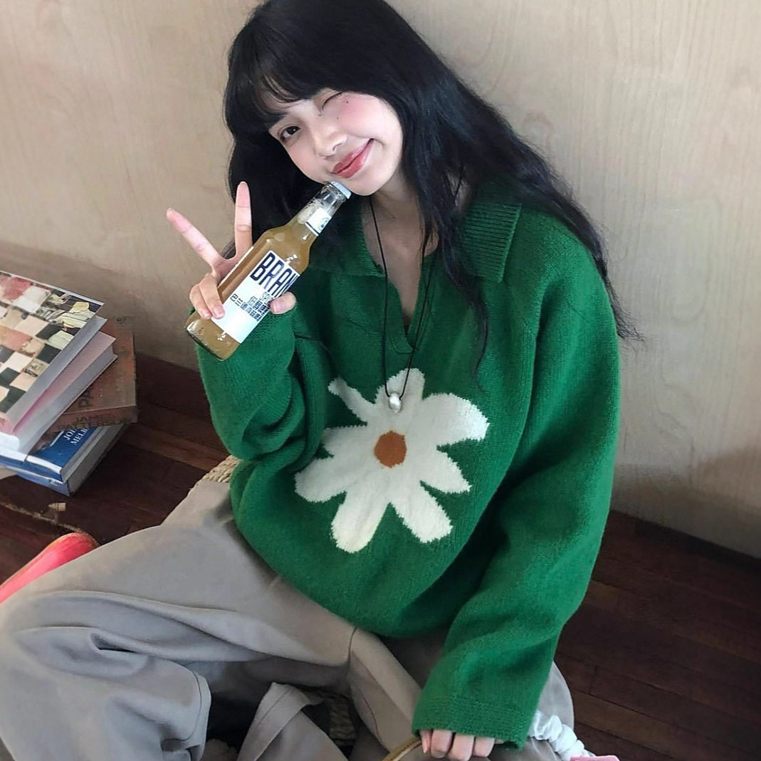 园园美衣韩代太阳花翻领套头毛衣